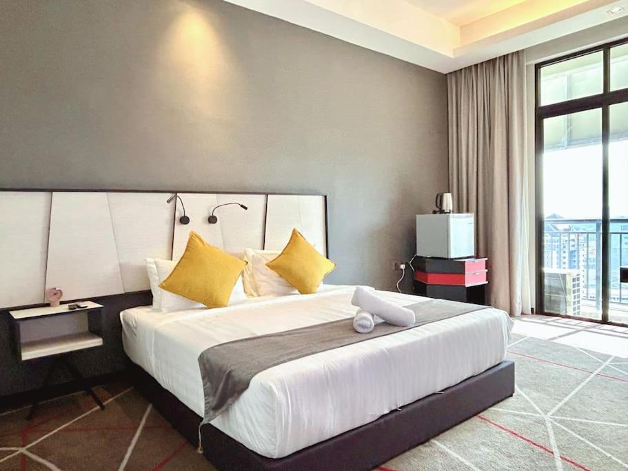 M101 Klcc Kl City King Suites By Livin Kuala Lumpur Bagian luar foto